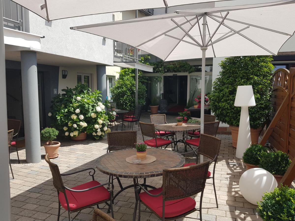 Hotel-Restaurant Pfaelzer Hof Edenkoben Exteriér fotografie