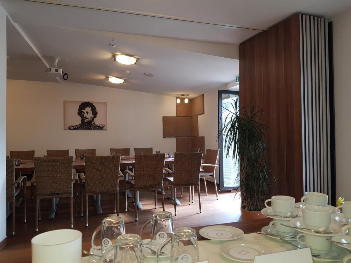 Hotel-Restaurant Pfaelzer Hof Edenkoben Exteriér fotografie